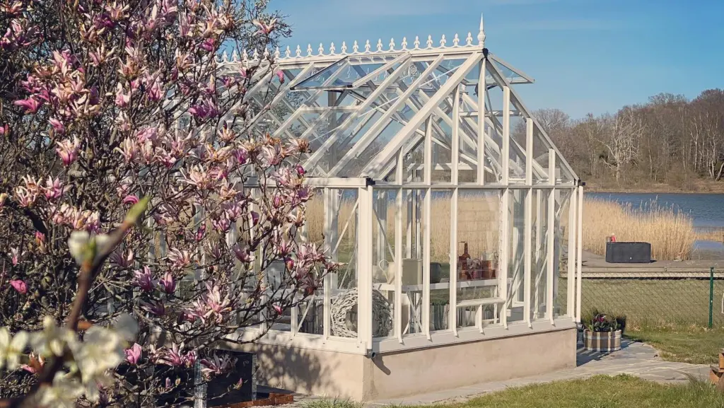 EosT-WH-MUR-MOD37-43